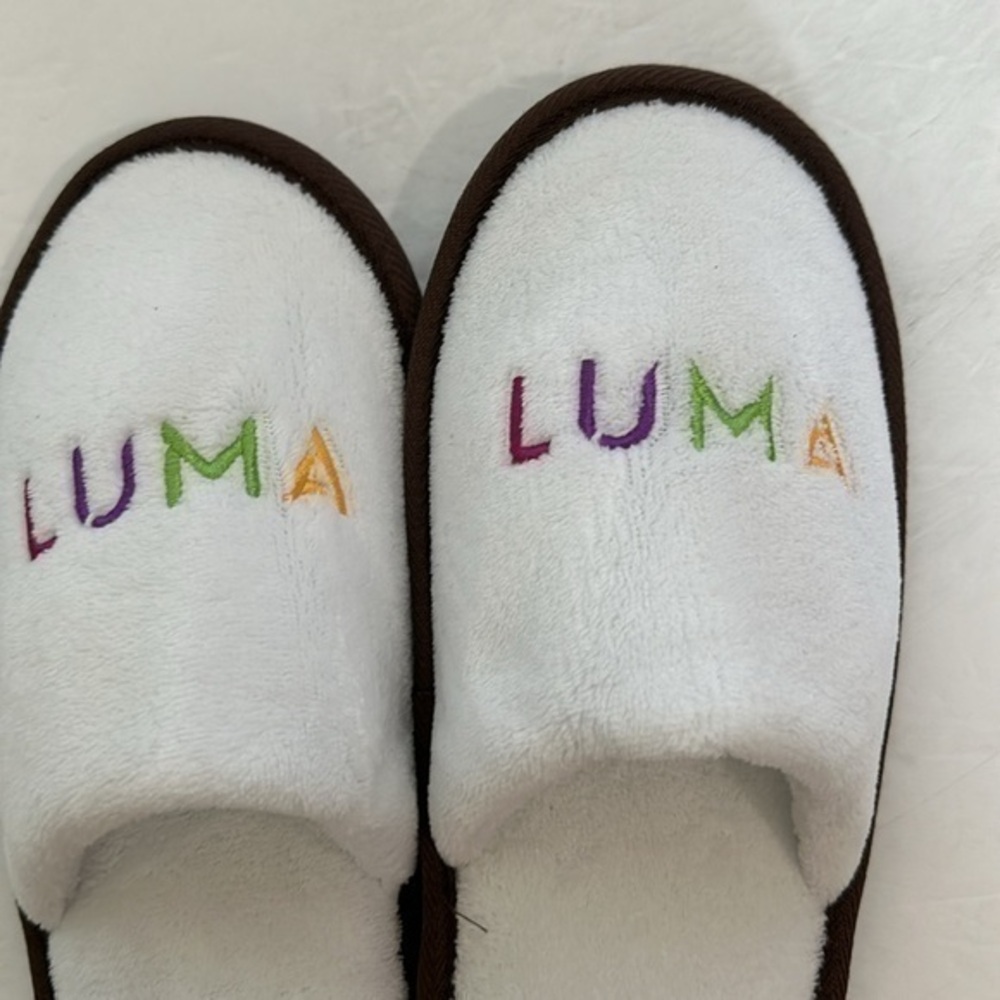 Escarra Collection x LUMA New Pair of Slippers OSFM